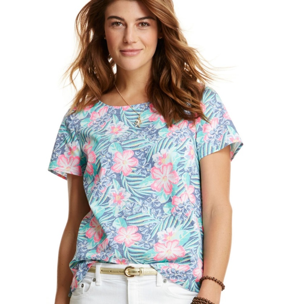 NWOT Vineyard Vines Island Floral Top